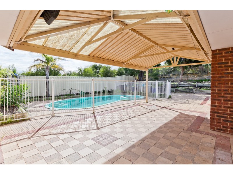 2 Juno Court, Kallaroo WA 6025