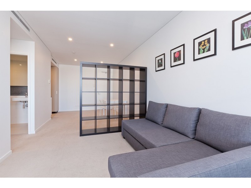 512/15 Roydhouse Street, Subiaco WA 6008