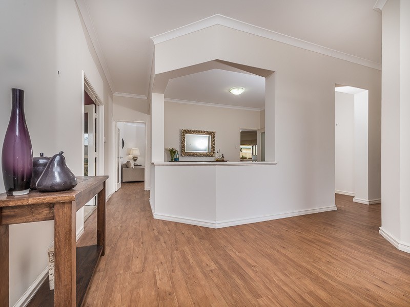 3 Jalna Way, Carramar WA 6031