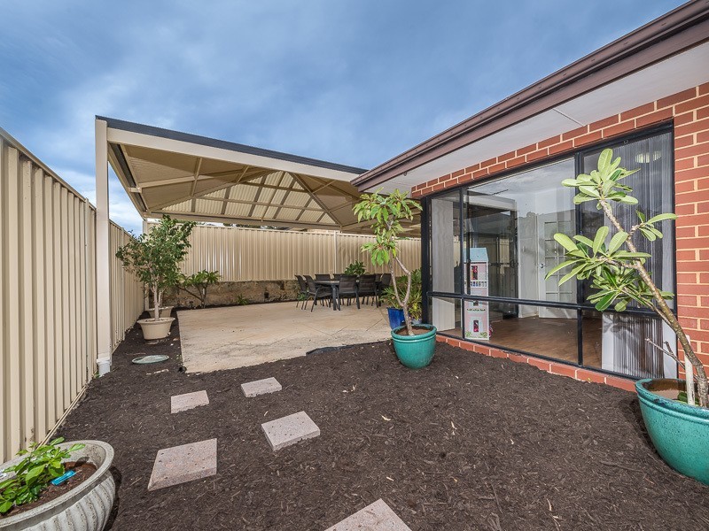 3 Jalna Way, Carramar WA 6031