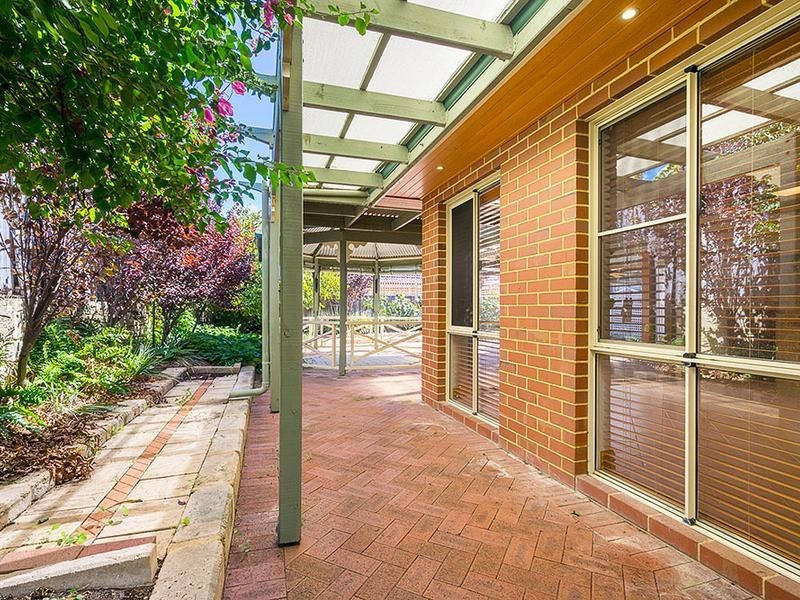 10 St Pierre Circuit, Currambine WA 6028