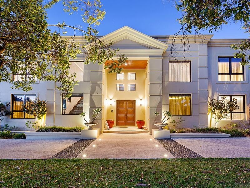 38 Hobbs Avenue, Dalkeith WA 6009