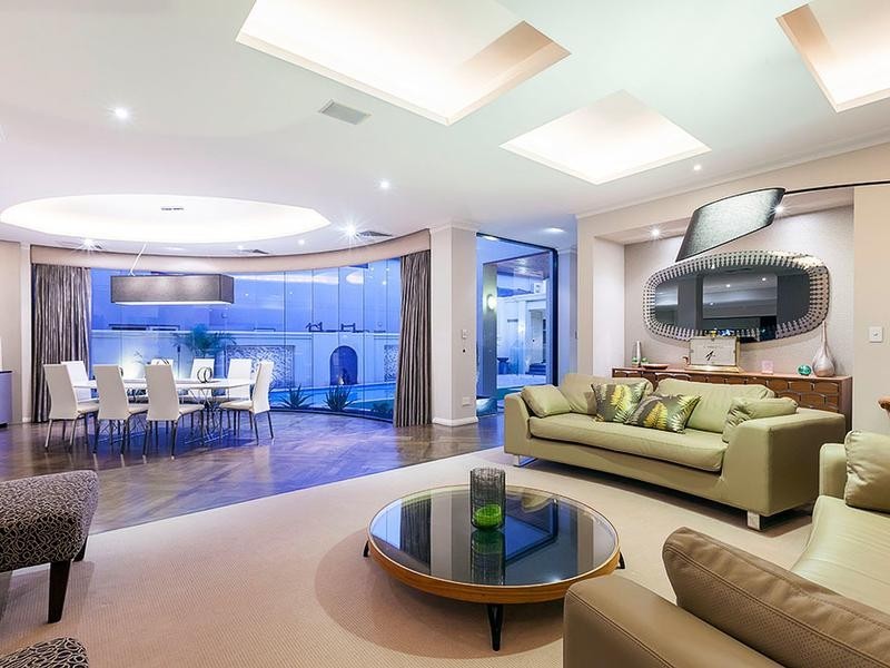 38 Hobbs Avenue, Dalkeith WA 6009