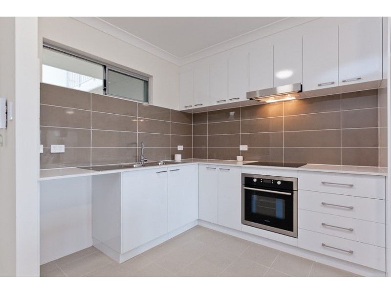33/16 Grey Street, Cannington WA 6107