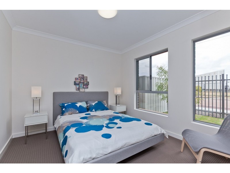 33/16 Grey Street, Cannington WA 6107