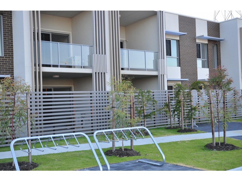 33/16 Grey Street, Cannington WA 6107