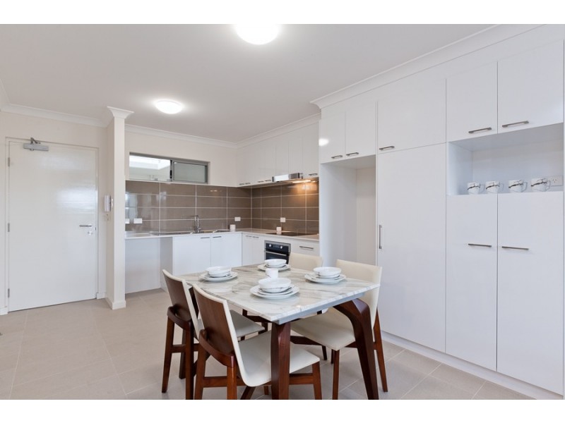 2/16 Grey Street, Cannington WA 6107