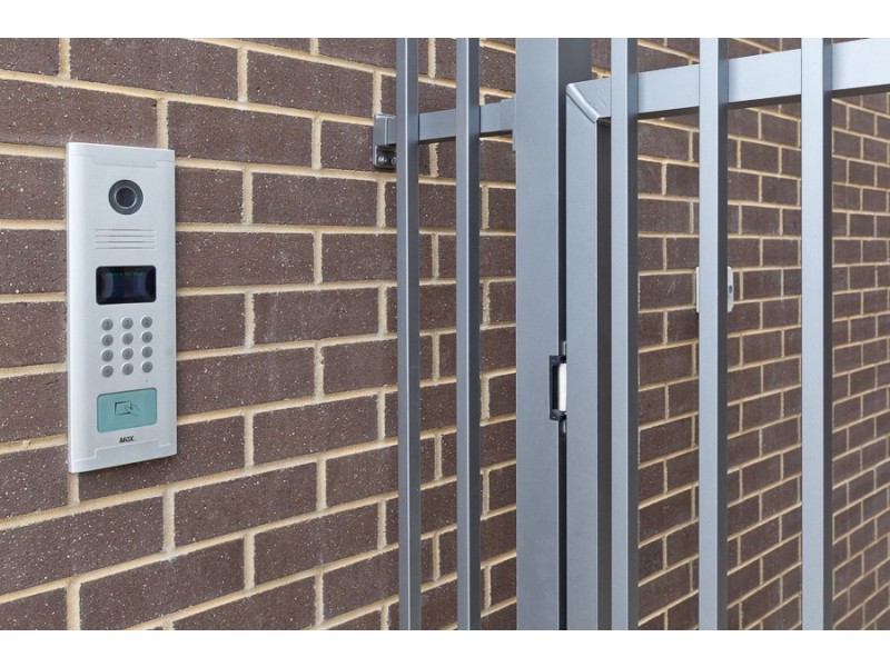 2/16 Grey Street, Cannington WA 6107