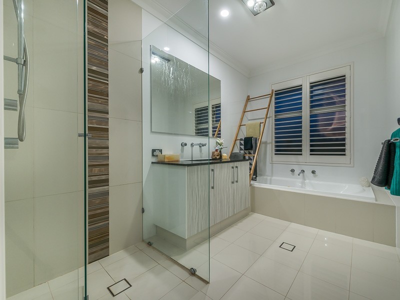 2 Anneen Link, Landsdale WA 6065