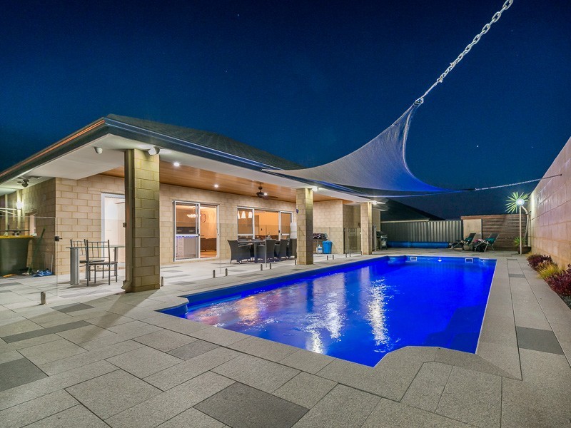 2 Anneen Link, Landsdale WA 6065