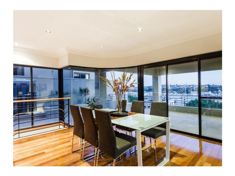 10 Helpman Close, Mosman Park WA 6012