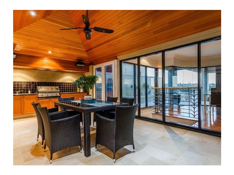 10 Helpman Close, Mosman Park WA 6012