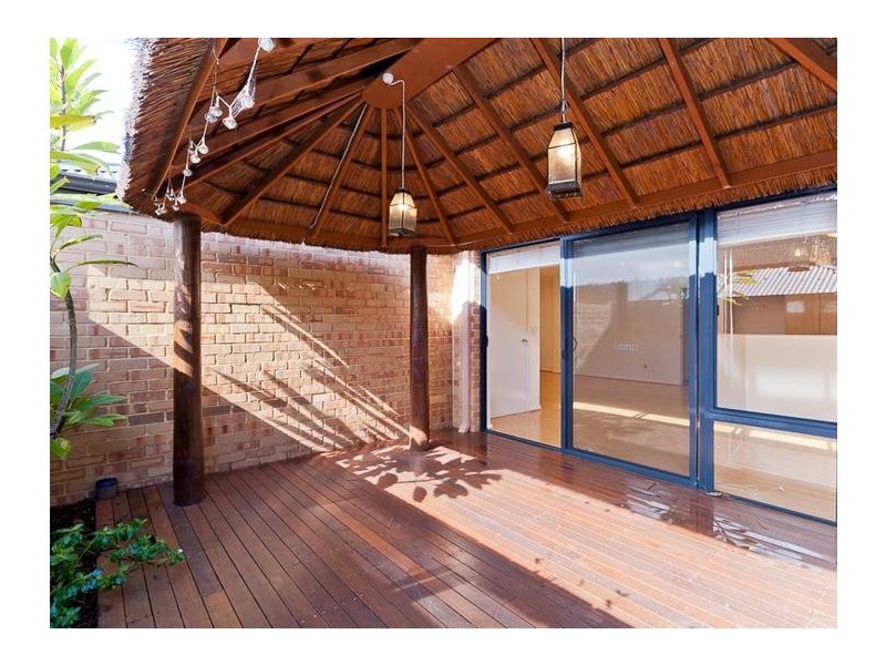 3/317 Scarborough Beach Road, Woodlands WA 6018