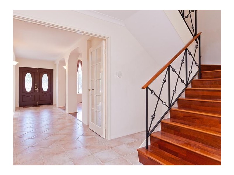 9 Lambeth Mews, Mount Claremont WA 6010