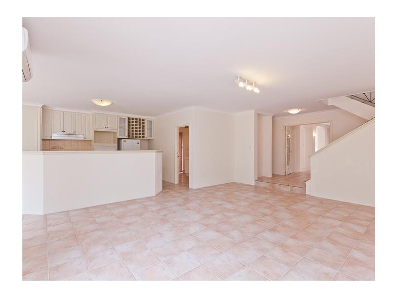 9 Lambeth Mews, Mount Claremont WA 6010