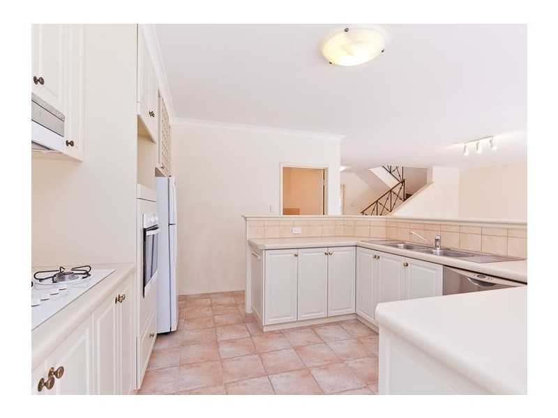 9 Lambeth Mews, Mount Claremont WA 6010