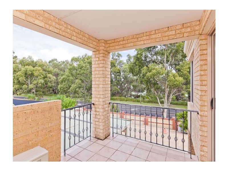 9 Lambeth Mews, Mount Claremont WA 6010