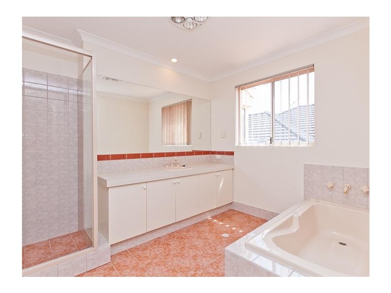 9 Lambeth Mews, Mount Claremont WA 6010