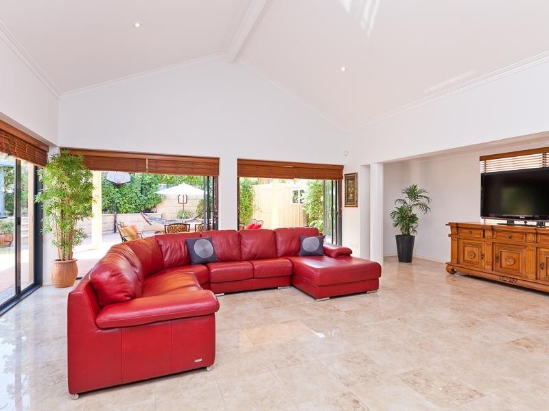 41 The Avenue, Nedlands WA 6009