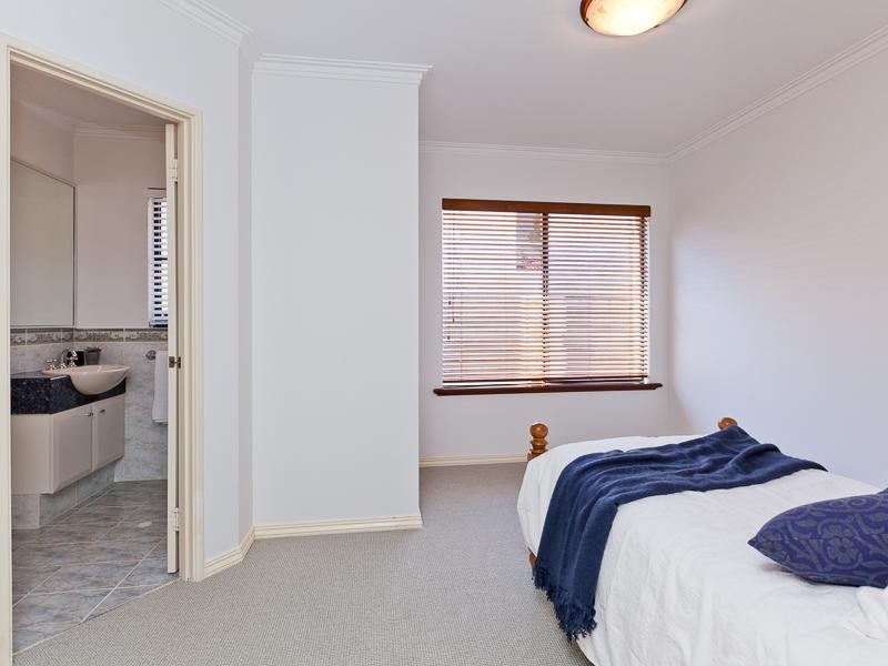 41 The Avenue, Nedlands WA 6009