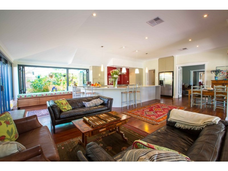 149 Adelma Road, Dalkeith WA 6009