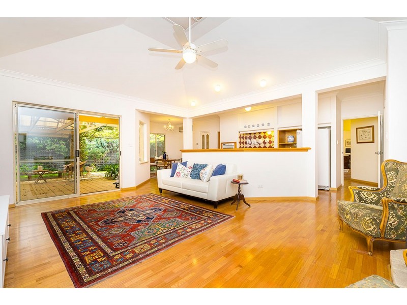 53 Somerset Crescent, Mosman Park WA 6012