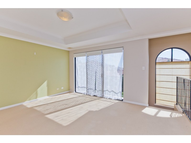 2/28 Odin Road, Innaloo WA 6018