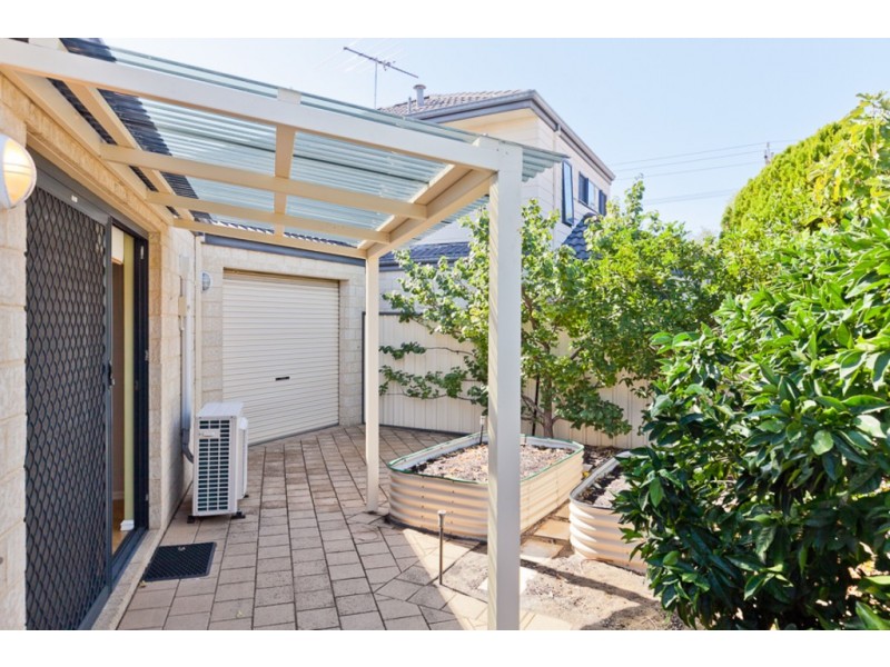 2/28 Odin Road, Innaloo WA 6018