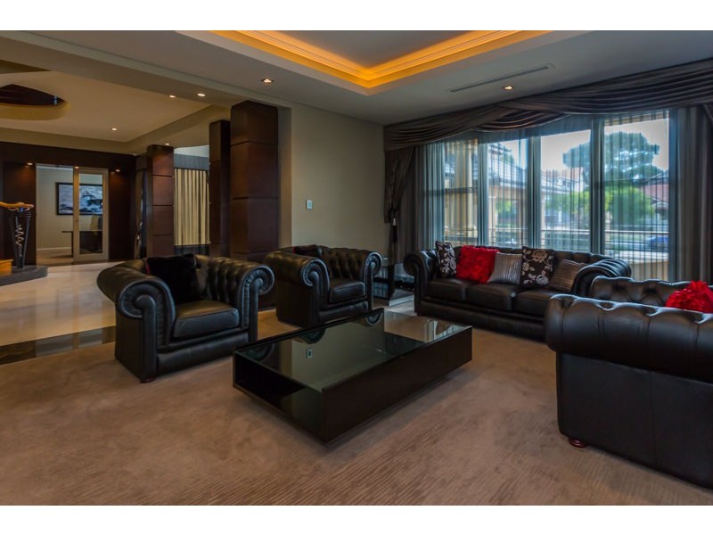 68 The Avenue, Nedlands WA 6009