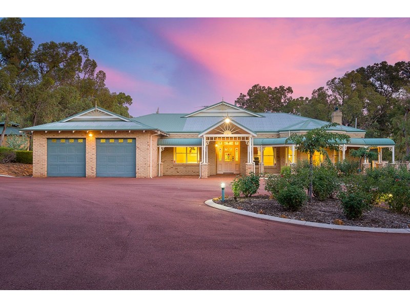 120 Weir Road, Baskerville WA 6056