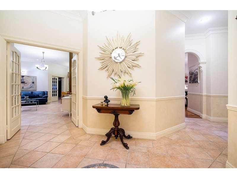 120 Weir Road, Baskerville WA 6056