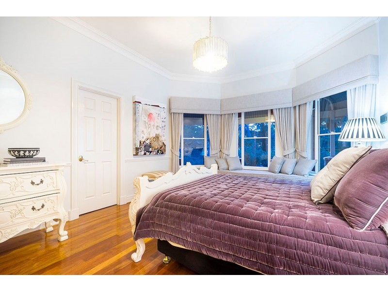 120 Weir Road, Baskerville WA 6056
