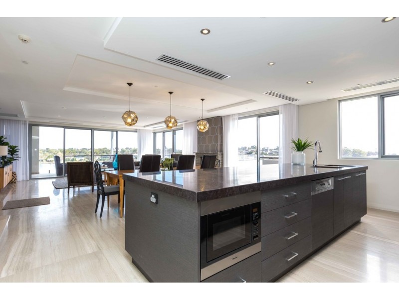 4/11 Galileo Loop, Mandurah WA 6210
