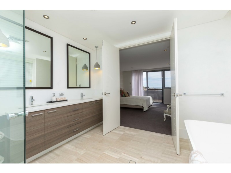 4/11 Galileo Loop, Mandurah WA 6210