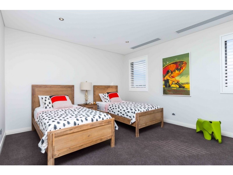 4/11 Galileo Loop, Mandurah WA 6210