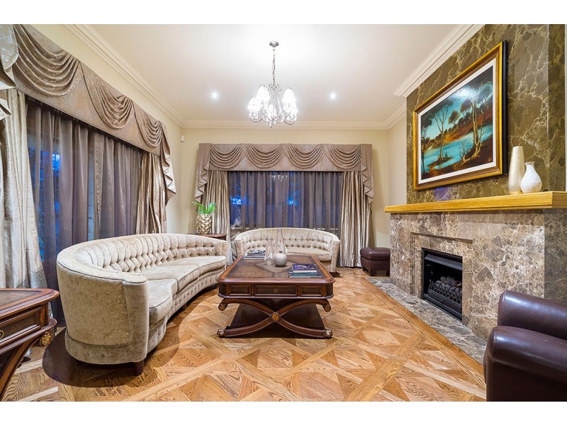 17 Allenby Road, Dalkeith WA 6009