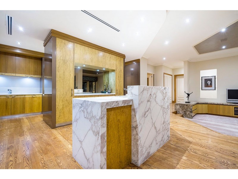 17 Allenby Road, Dalkeith WA 6009