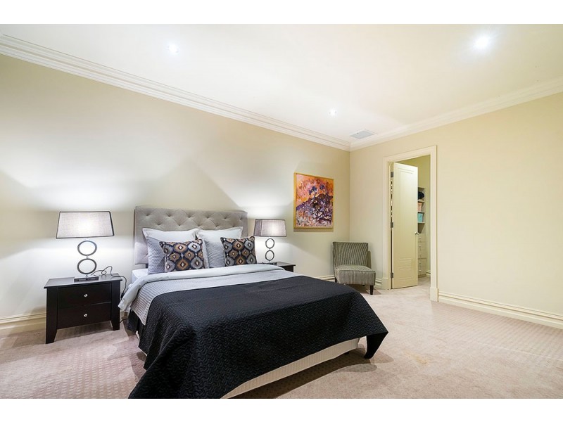 17 Allenby Road, Dalkeith WA 6009