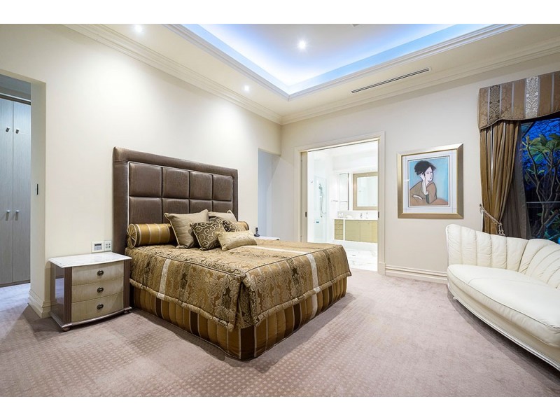 17 Allenby Road, Dalkeith WA 6009