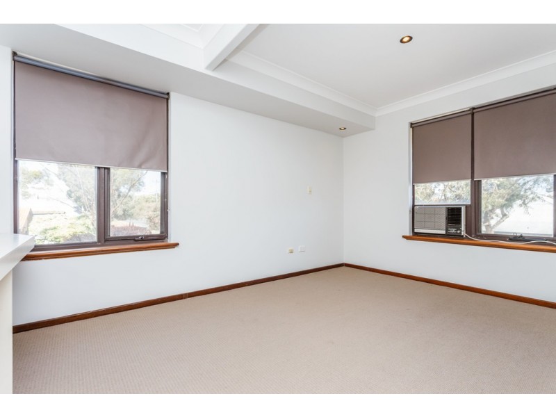 2 Windich Place, Leederville WA 6007