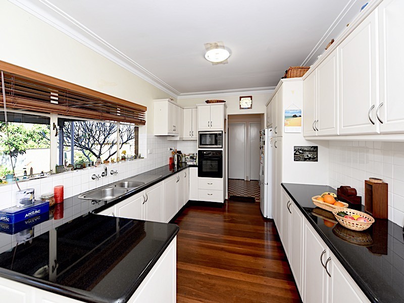 40 Clanmel Road, Floreat WA 6014