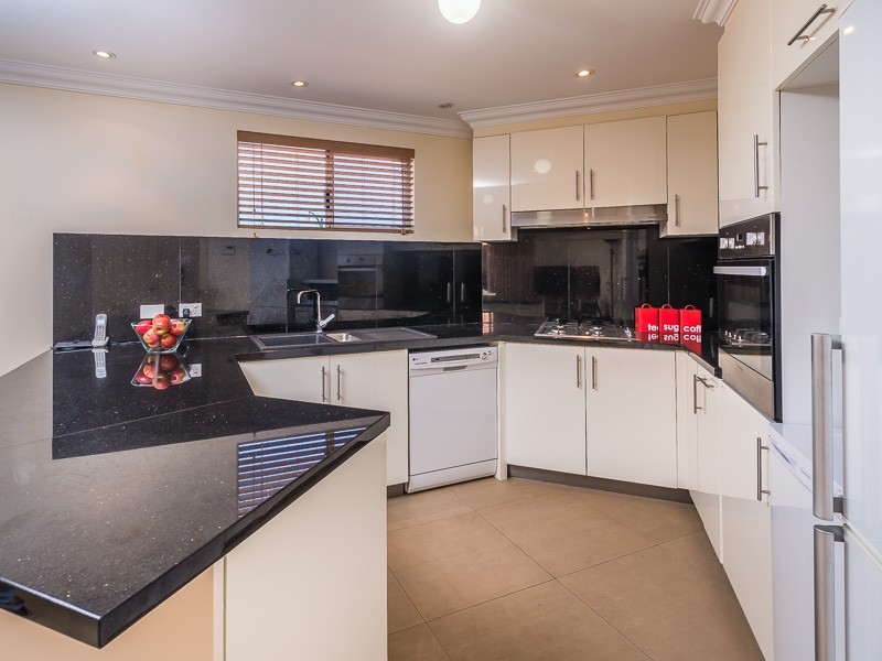 5/27 Hammersmith Court, Joondalup WA 6027
