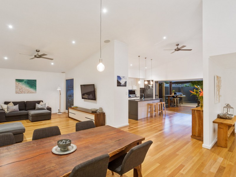 4A Chiswick Street, Wembley Downs WA 6019