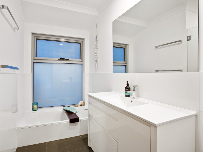 4A Chiswick Street, Wembley Downs WA 6019