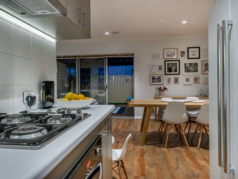 6 Denver Close, Currambine WA 6028