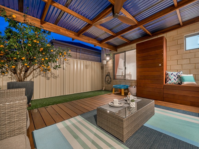 6 Denver Close, Currambine WA 6028