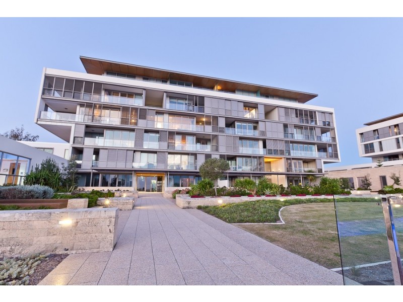 14/21 Ocean Drive, North Coogee WA 6163