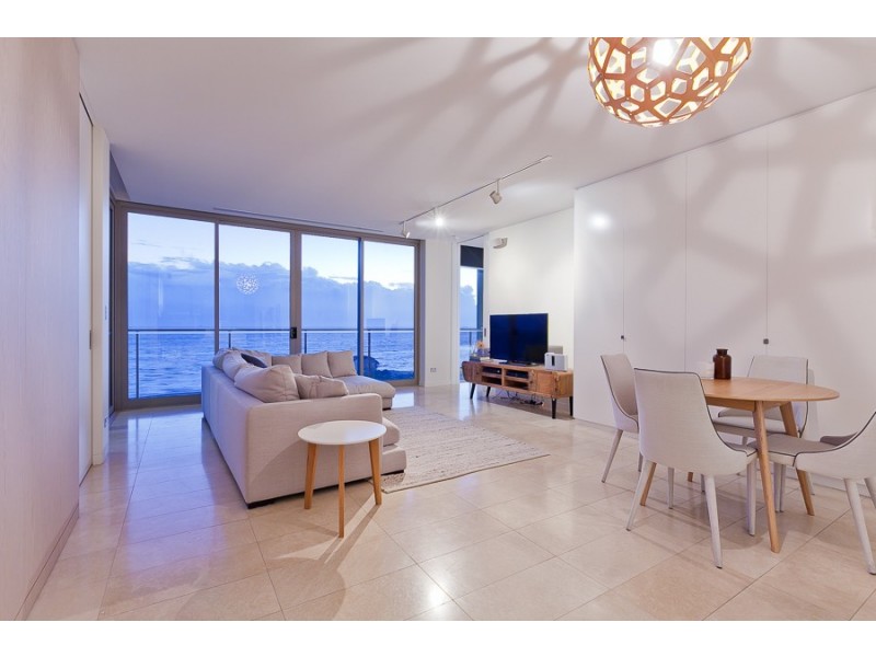 14/21 Ocean Drive, North Coogee WA 6163