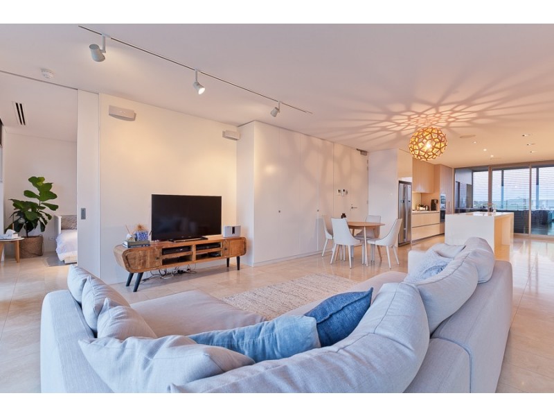 14/21 Ocean Drive, North Coogee WA 6163