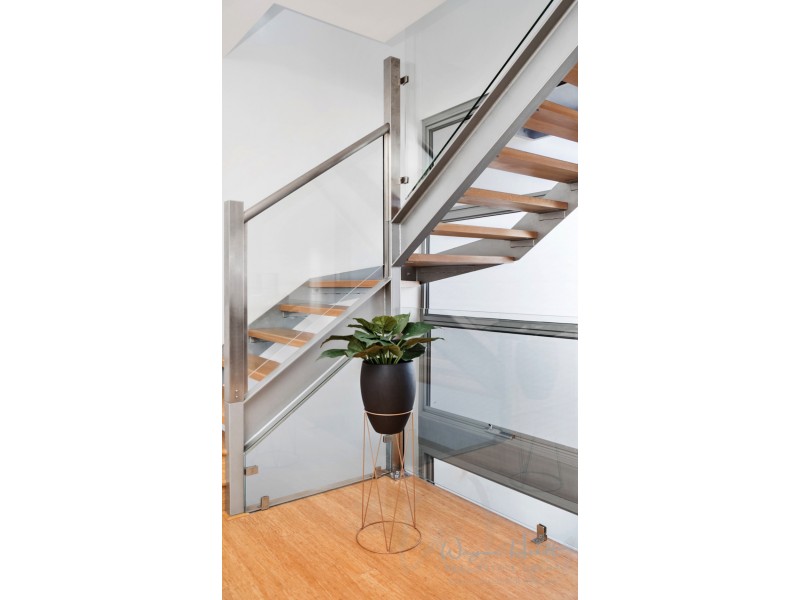 2/111 Summers Street, Perth WA 6000